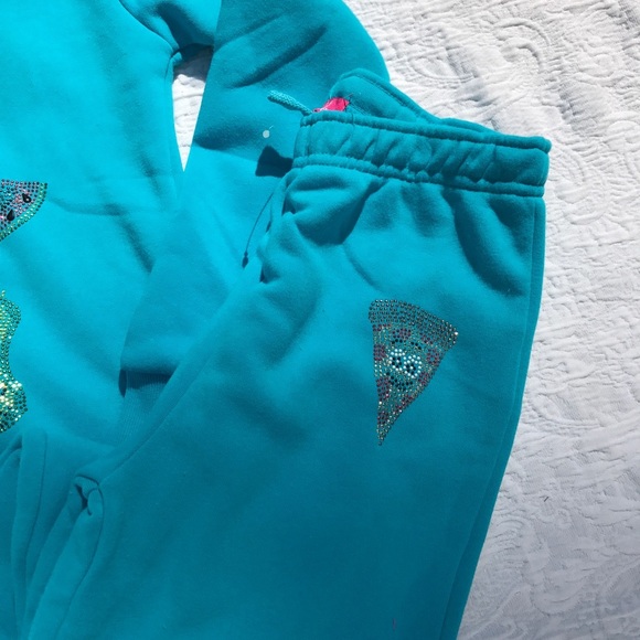 CLEARANCE!!**BUTTER Fleece Lined Blue Blinged Set - Picture 7 of 7